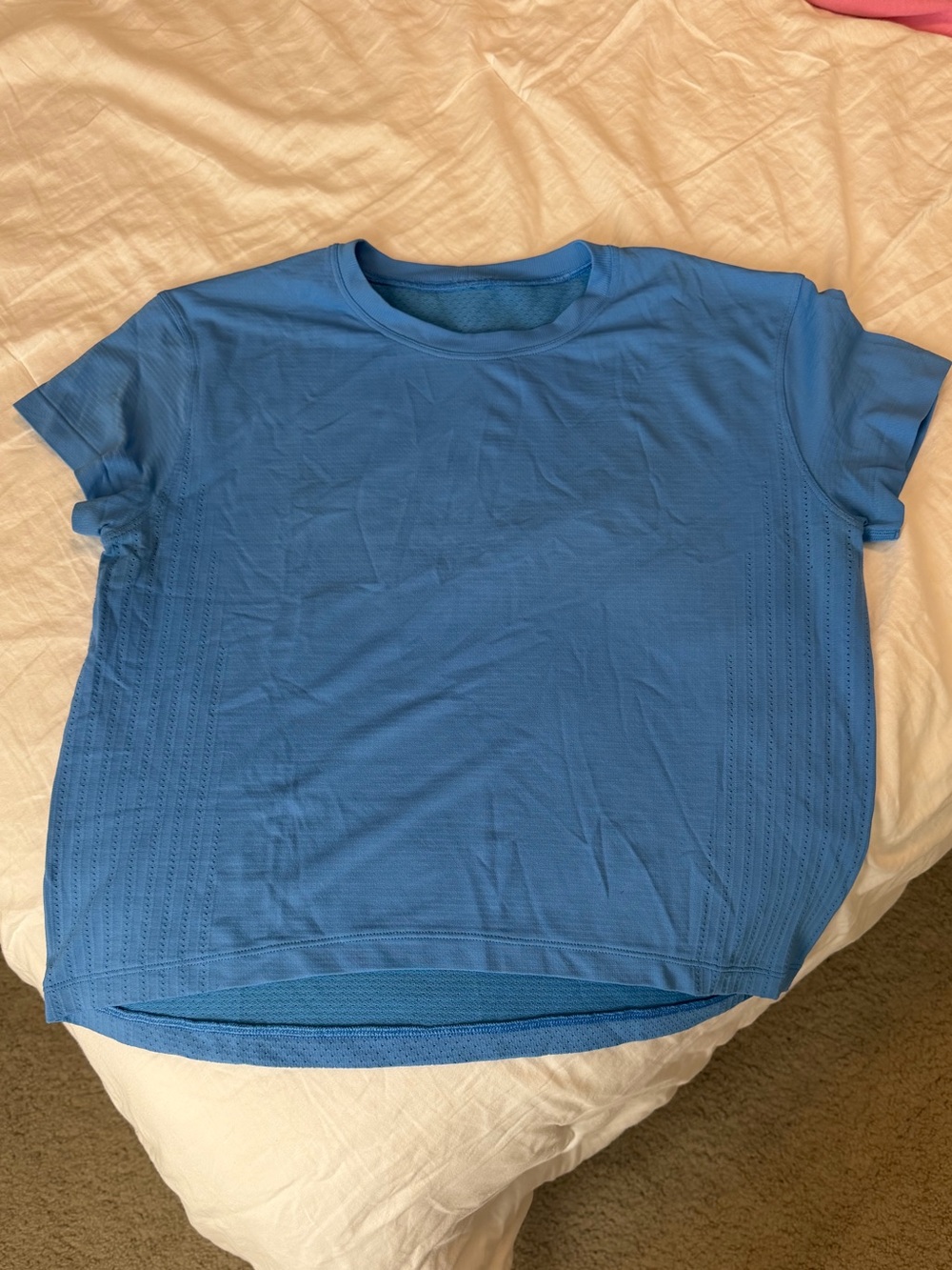 Lululemon Train to be Blue short sleeve shirt